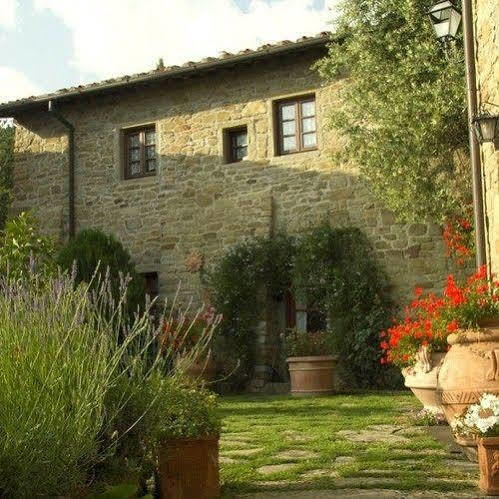 Country house Borgo La Capraia
